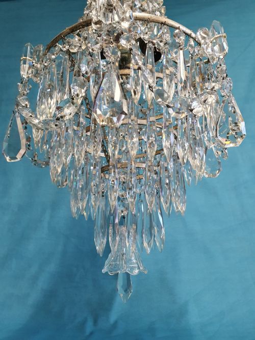 SWAG CHANDELIER WITH GLASS TOP SWAGS AND SPIKES 12 - ADDITIONAL PHOTO 6