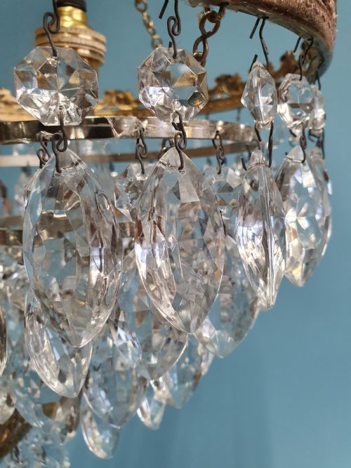 SET A THREE EARLY 20TH CENTURY DRIP CHANDELIERS - ADDITIONAL PHOTO 6