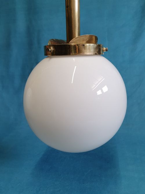 EARLY 20TH CENTURY GOTHIC STYLE CHANDELIER IN BRASS WITH GLASS GLOBES - ADDITIONAL PHOTO 7