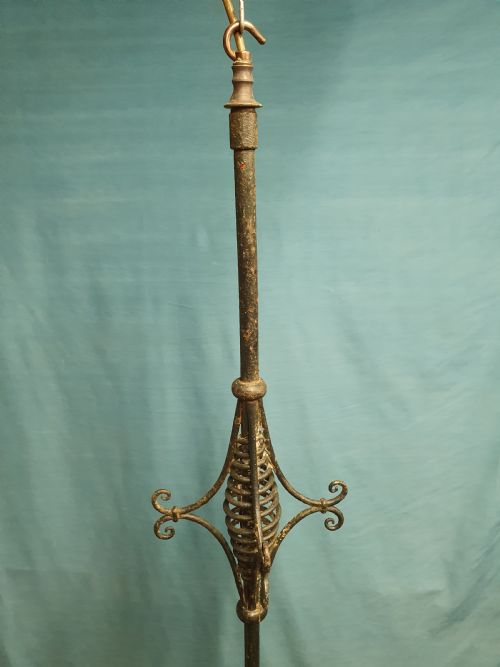 LATE 19TH CENTURY LARGE OUTSIDE PORCH LIGHT WITH SHAMROCKS - ADDITIONAL PHOTO 2