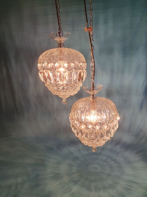 SUPER QUALITY PAIR OF DOME TOP CHANDELIERS WITH PRISMS 10 - ADDITIONAL PHOTO 6