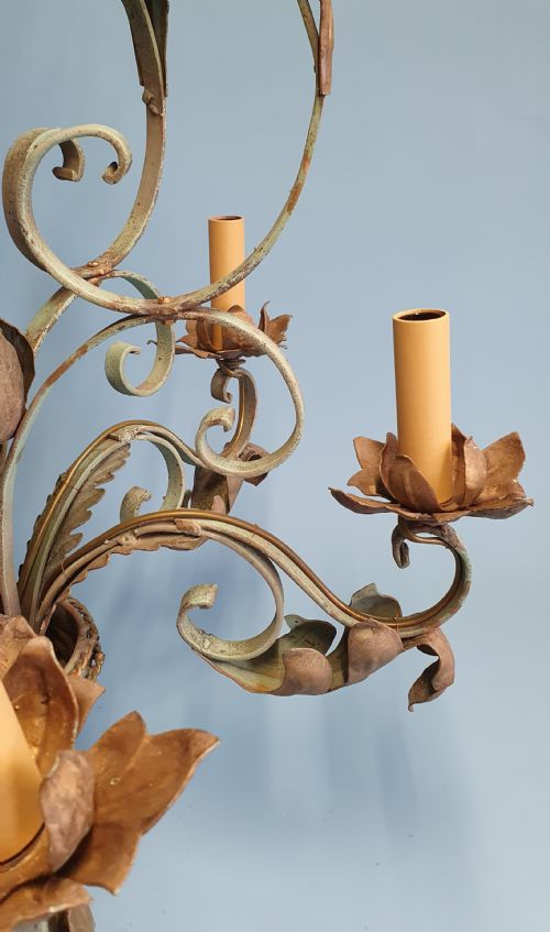 LARGE GREEN CHANDELIER IN STEEL WITH C SCROLL AND LEAF DECORATION - ADDITIONAL PHOTO 7