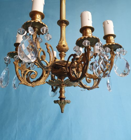 8 ARM BRASS CHANDELIER DECORATED WITH DRIPS LOVELY QUALITY - ADDITIONAL PHOTO 6