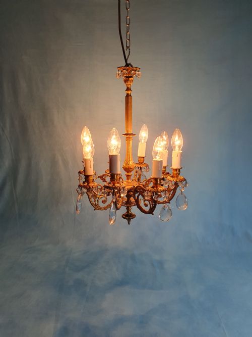 8 ARM BRASS CHANDELIER DECORATED WITH DRIPS LOVELY QUALITY - ADDITIONAL PHOTO 7
