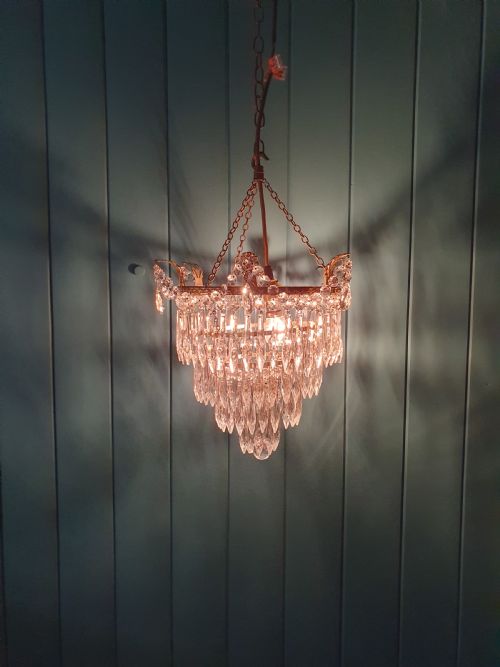 EARLY 20TH CENTURY SPIKE CHANDELIER WITH SWAGS TO THE TOP 12 - ADDITIONAL PHOTO 2
