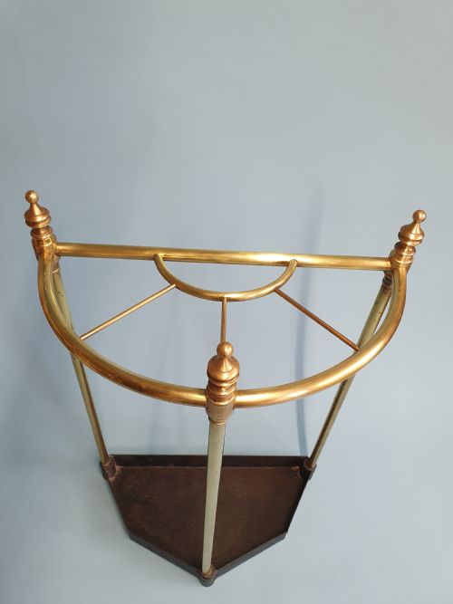 EARLY 20TH CENTURY BRASS BOW FRONT STICK STAND - ADDITIONAL PHOTO 2