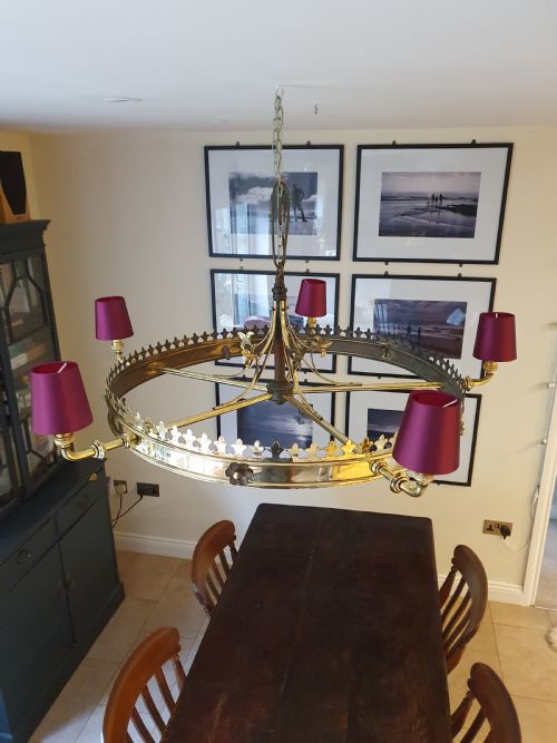 LARGE BRASS CHANDELIER WITH CORONET TOP 43 - ADDITIONAL PHOTO 7