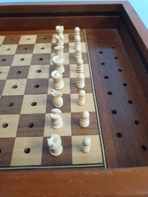 EDWARDIAN MINIATURE CHESS SET - ADDITIONAL PHOTO 1