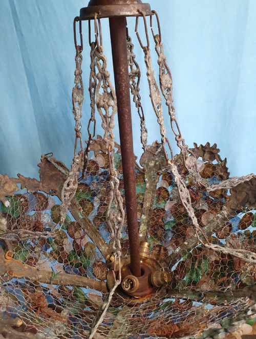 EARLY 20TH CENTURY CONTINENTAL CHANDELIER WITH GRAPES AND FLOWERS - ADDITIONAL PHOTO 2