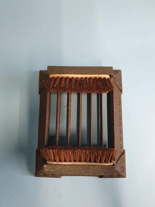 LATE 19 CENTURY CAST IRON BOOT SCRAPER WITH BRUSHES TO THE SIDE - ADDITIONAL PHOTO 3