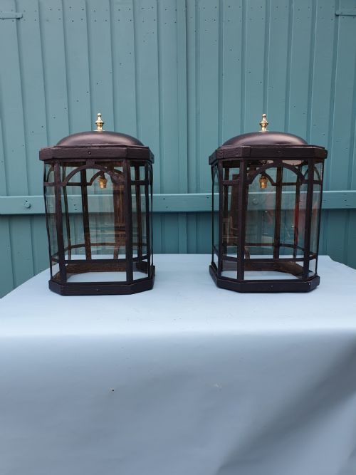 EARLY 20TH CENTURY PAIR OF OCTAGONAL WALL LANTERNS OUTSIDE - ADDITIONAL PHOTO 2