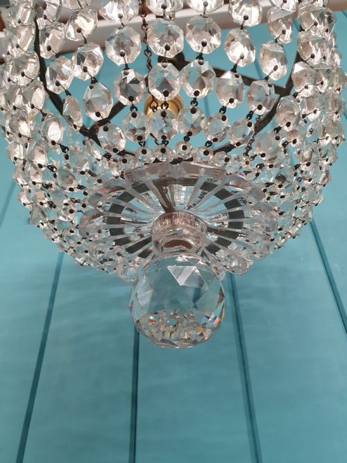 EARLY 20TH CENTURY BAG CHANDELIER WITH INTERESTING GLASS BOTTOM 12 - ADDITIONAL PHOTO 6