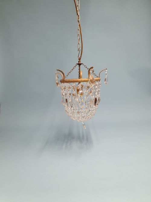 EARLY 20TH CENTURY BAG CHANDELIER WITH PRISMS AND FINIALS TO THE TOP 11 - ADDITIONAL PHOTO 4