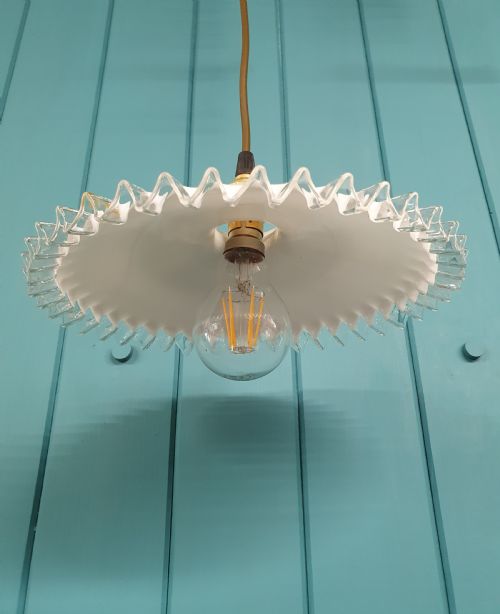 A FRENCH GLASS WHITE OPALINE GLASS LAMPSHADES FRILLY EDGED HAND MADE MILK GLASS - ADDITIONAL PHOTO 3