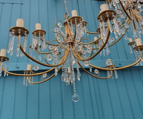 EARLY 20TH CENTURY PAIR OF LARGE TWO TIER CHANDELIERS WITH CUT GLASS CRYSTAL 42 - ADDITIONAL PHOTO 1