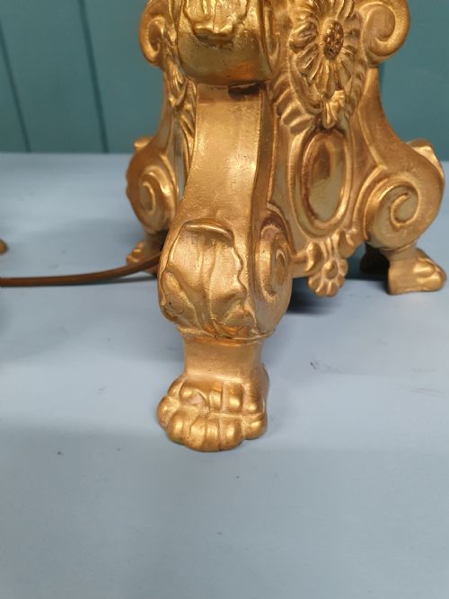 EARLY 20TH CENTURY PAIR OF BAROQUE STYLE BRASS CANDLESTICKS - ADDITIONAL PHOTO 4
