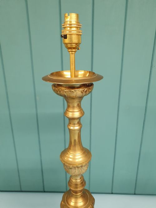 EARLY 20TH CENTURY SINGLE BAROQUE STYLE BRASS CANDLESTICKS - ADDITIONAL PHOTO 3