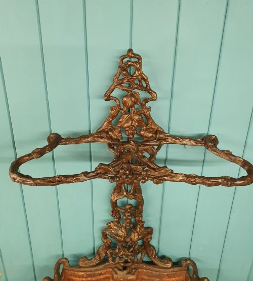 A KENRICK SONS CAST IRON STICK STAND C1880 - ADDITIONAL PHOTO 3