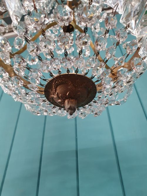 CUT GLASS CRYSTAL TENT AND BAG CHANDELIER WITH BRASS MOUNTS 12 - ADDITIONAL PHOTO 2