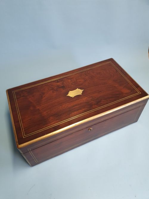 GEORGIAN LARGE WRITING SLOPE IN ROSEWOOD - ADDITIONAL PHOTO 4