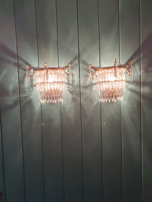 ANTIQUE PAIR OF SPIKE WALL LIGHTS WITH POLISHED BACKS - ADDITIONAL PHOTO 4