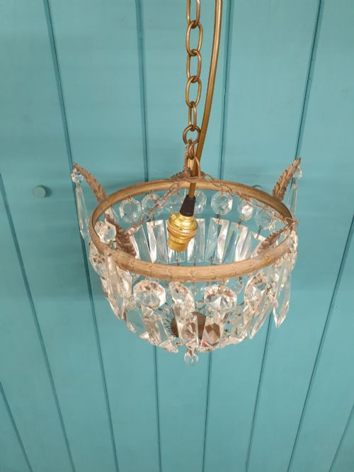 EARLY 20TH CENTURY CHANDELIER WITH COFFIN PRISMS 9 - ADDITIONAL PHOTO 3