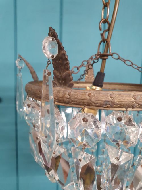 EARLY 20TH CENTURY CHANDELIER WITH COFFIN PRISMS 9 - ADDITIONAL PHOTO 4
