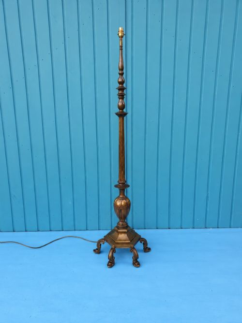 Antique Bronze Standard Floor Lamp – 18"