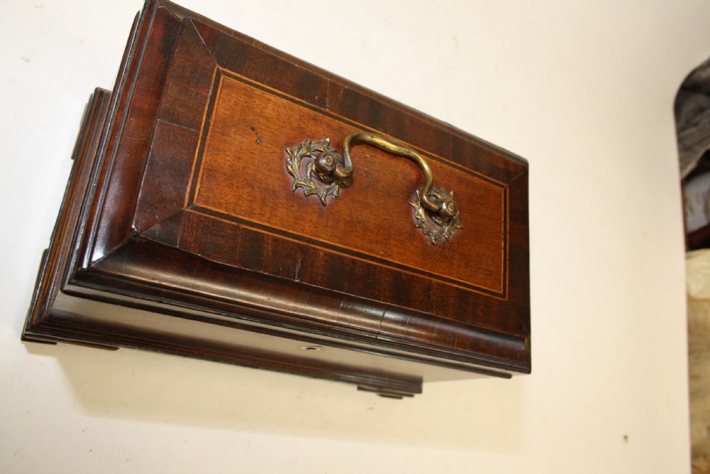 Early Georgian tea caddy View VI