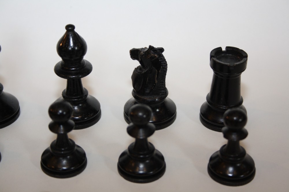 Early 20th century chess set View III