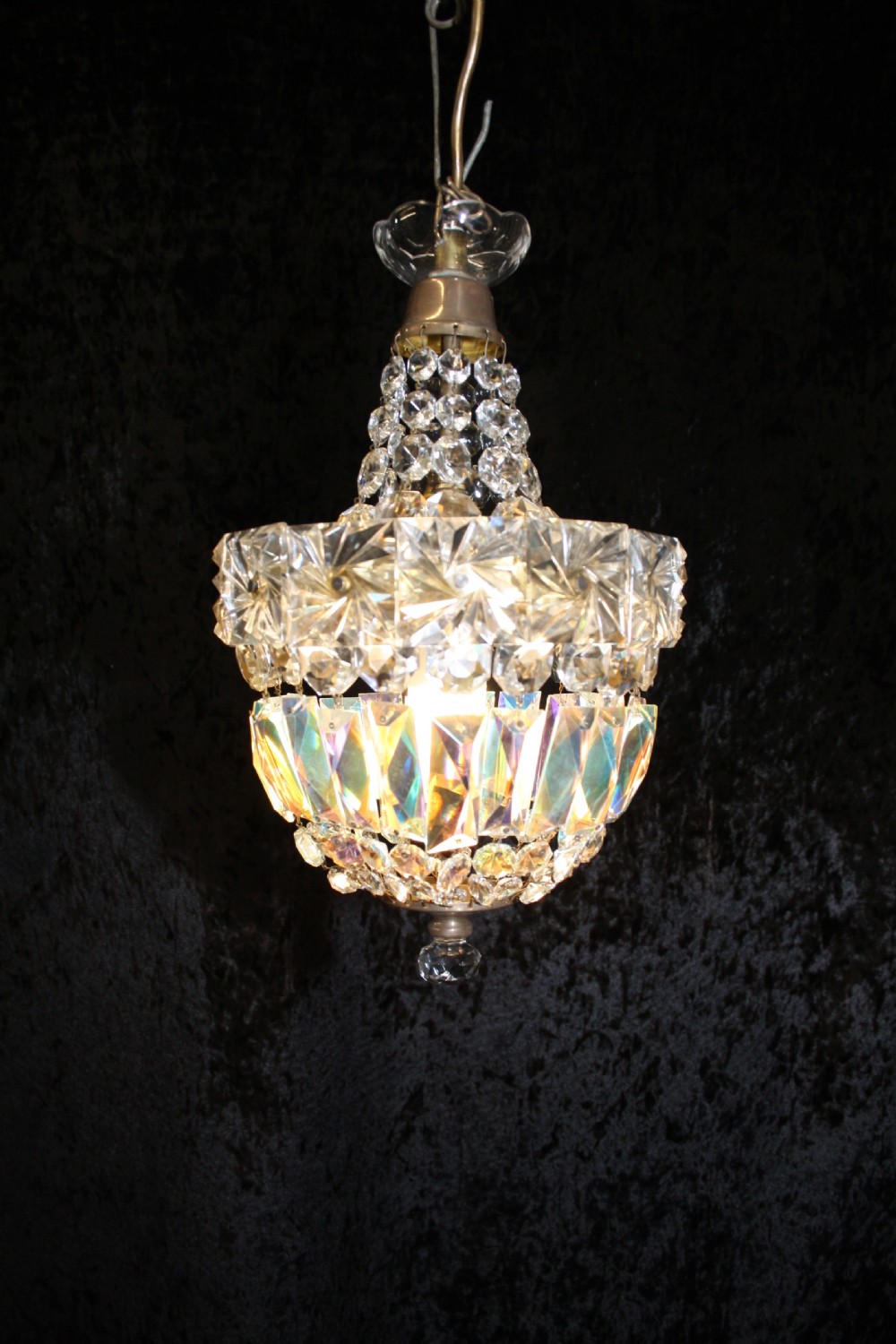 Early 20th century prism bag chandelier View II