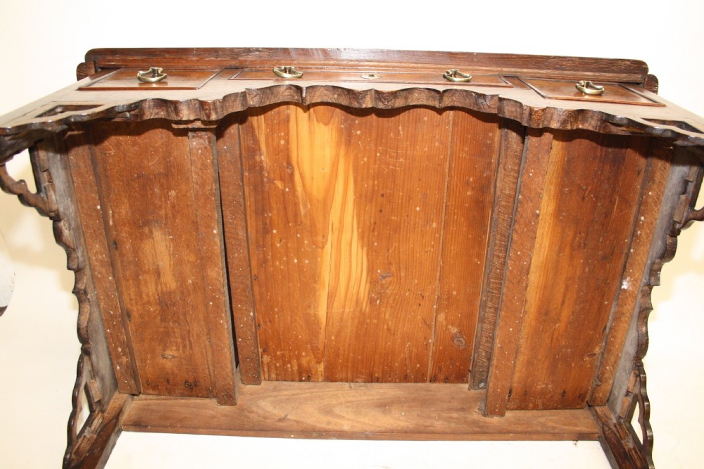 Oak lowboy good colour C1760 View XI