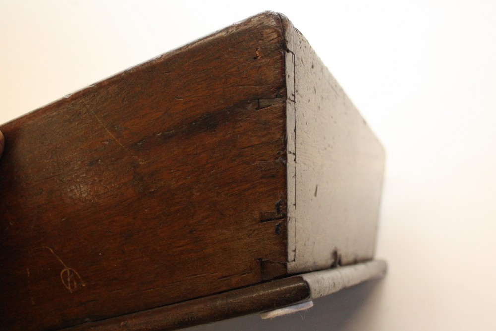 19th-century cutlery box View IX