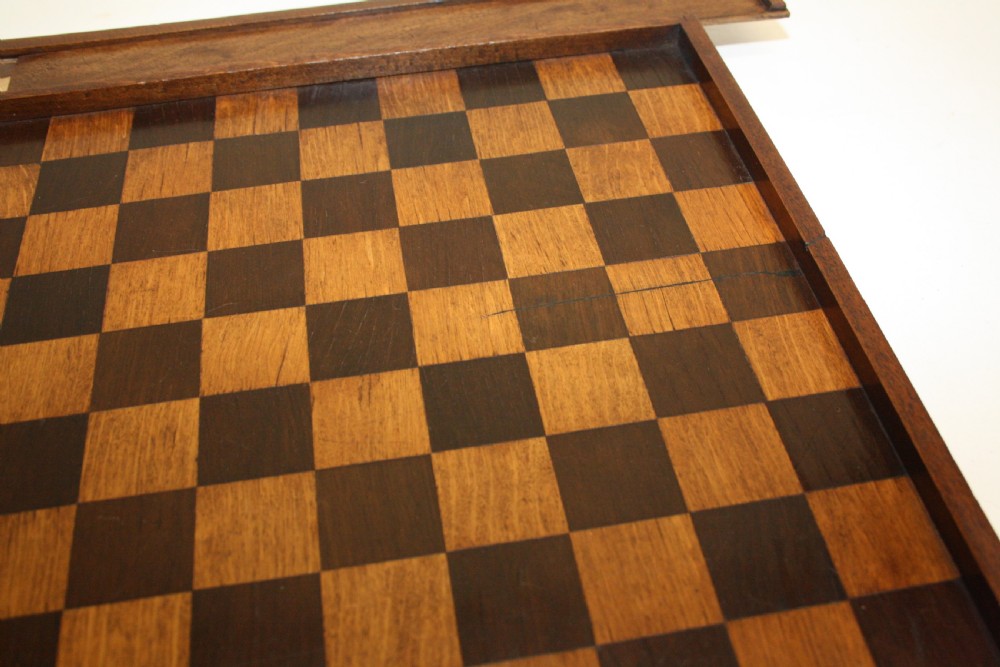 Late 19th century chess board  in Walnut View VI