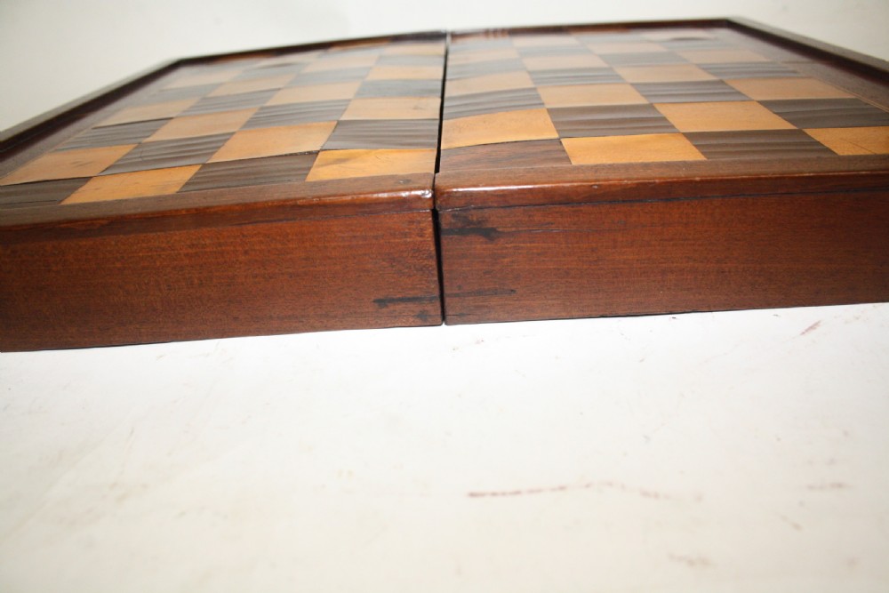 Mid 19th century folding chessboard with backgammon inside View VI