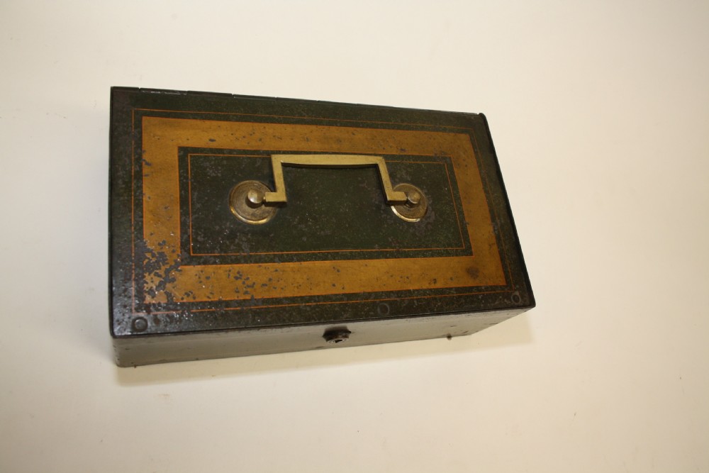 Steal strong box with cash tray View III