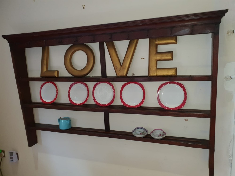 Late 18th century dresser rack