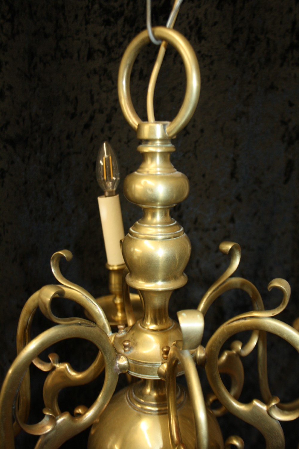 Early 20th century Dutch brass six arm chandelier View IX