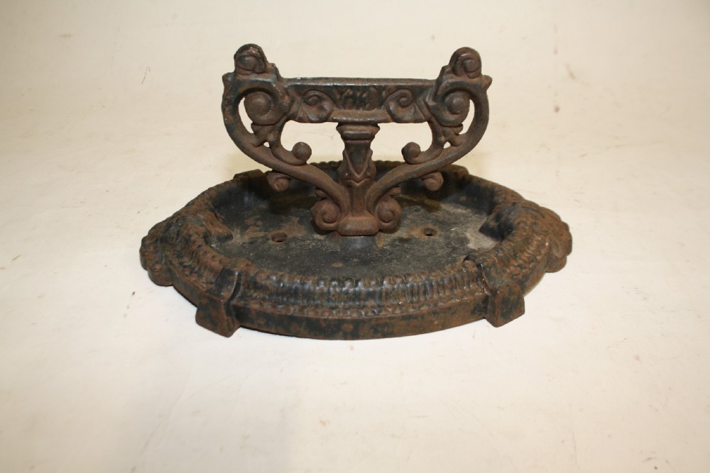Early 20th century boot scraper