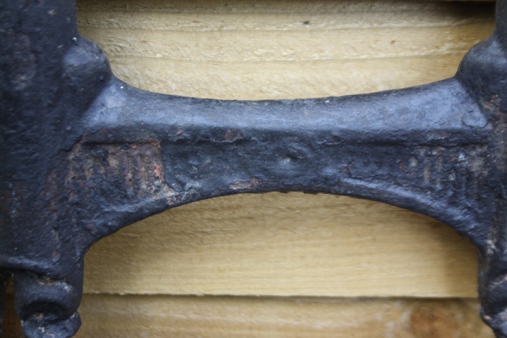 One-sided boot scraper View III