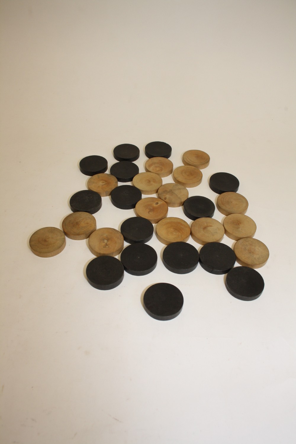 Early C20th folding chessboard Backgammon View II