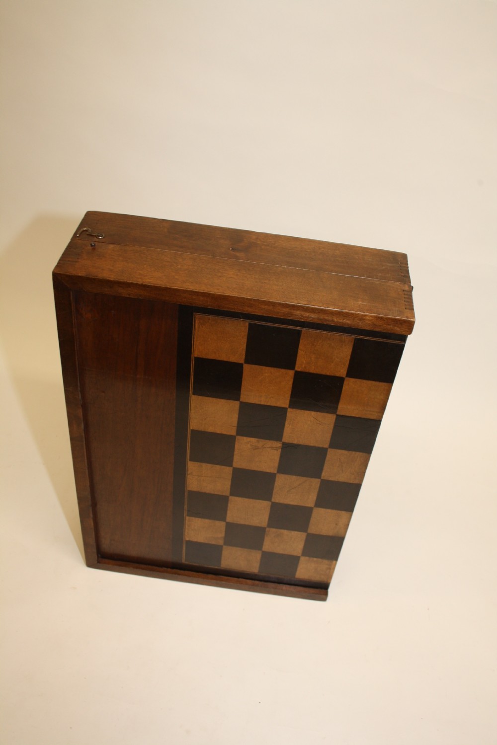 Early C20th folding chessboard Backgammon View IX