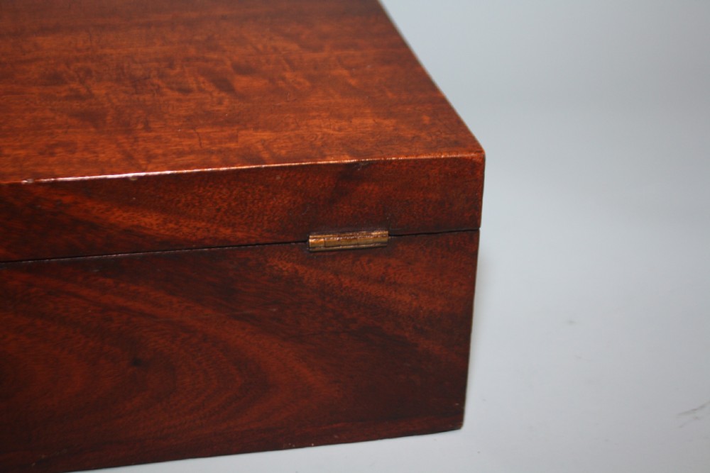 Late 19th century jewellery box View VIII