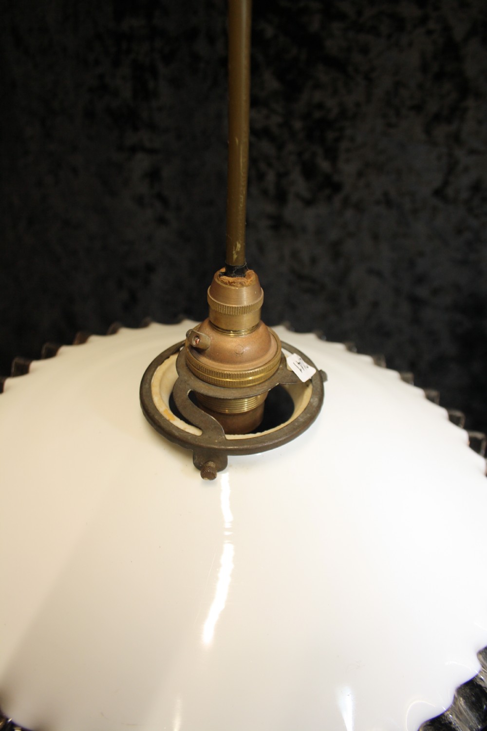 Early 20th century French glass ceiling light with frilly edge View III