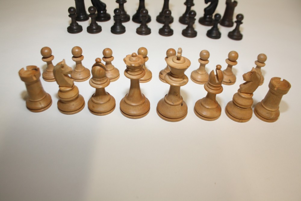 Early 20th century chess set View II