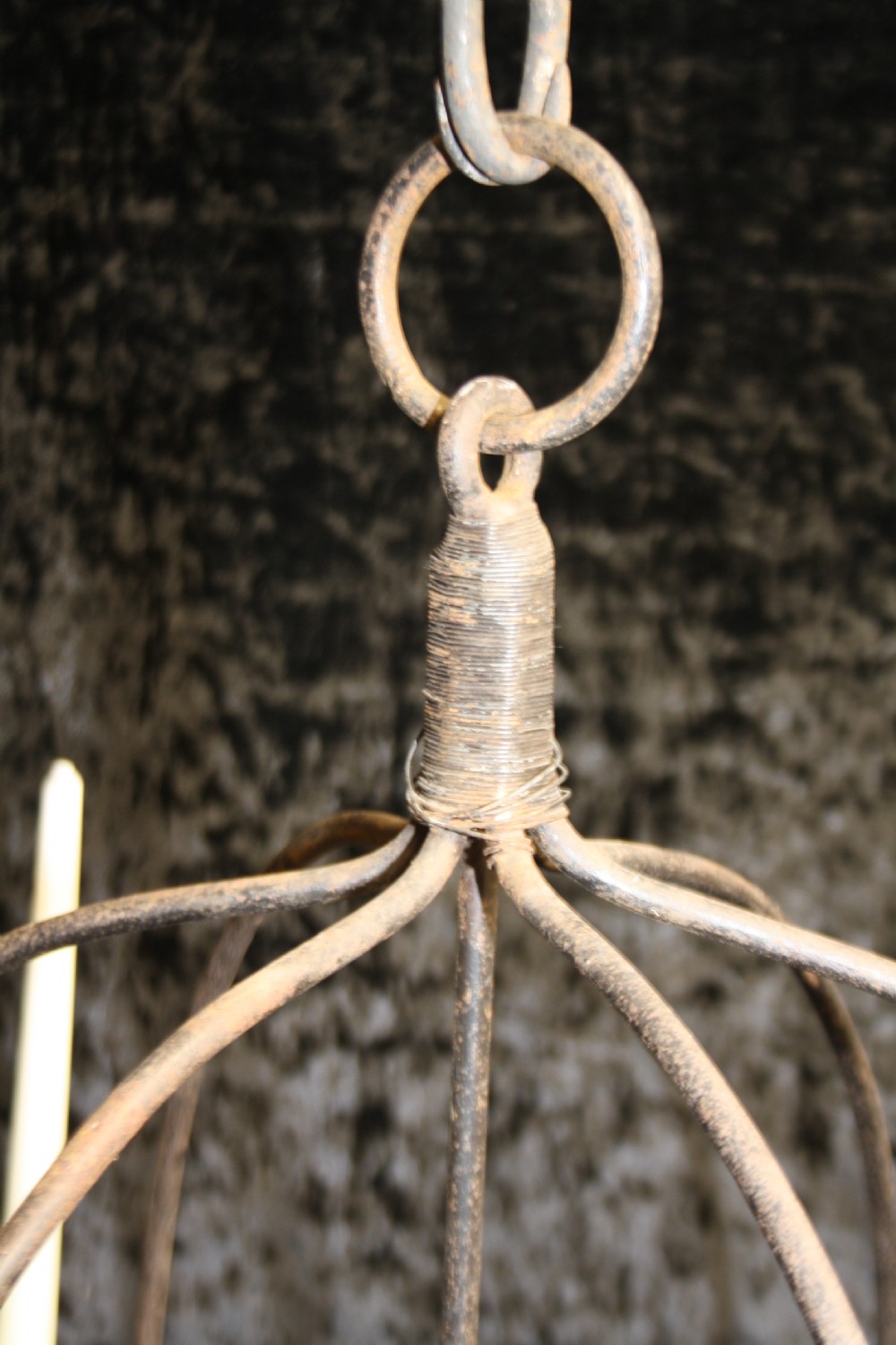 Late 19th-century French iron chandelier for candles View VII