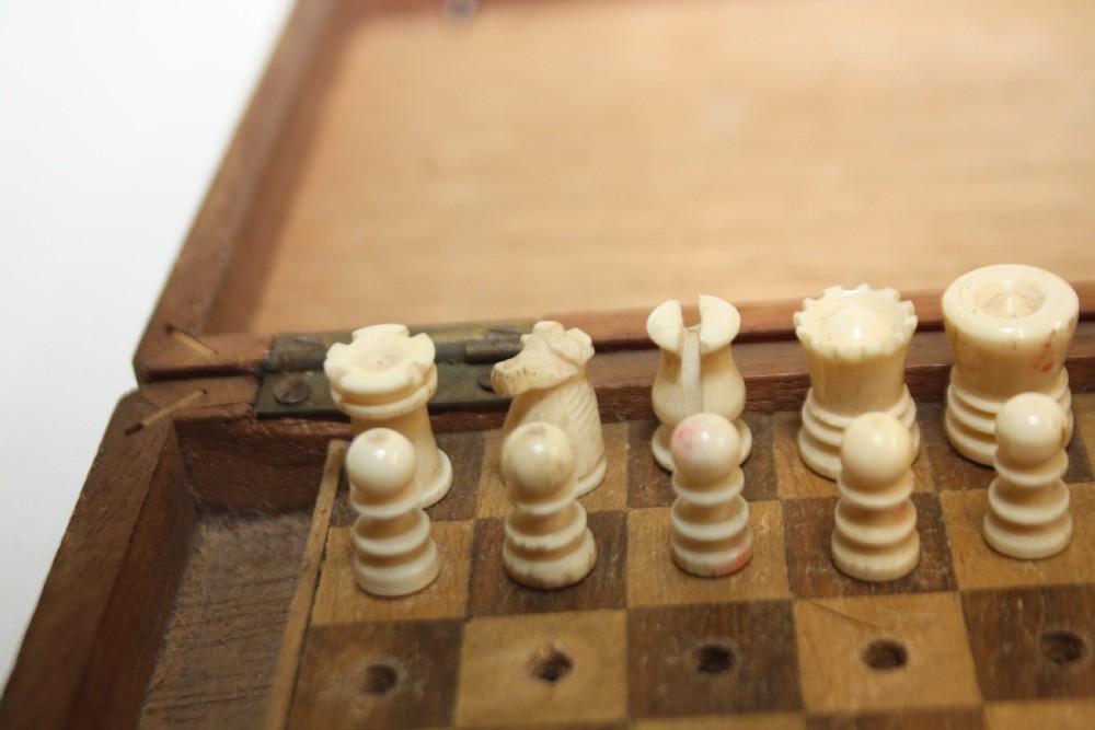 Early 20th century miniature travelling chess set View V