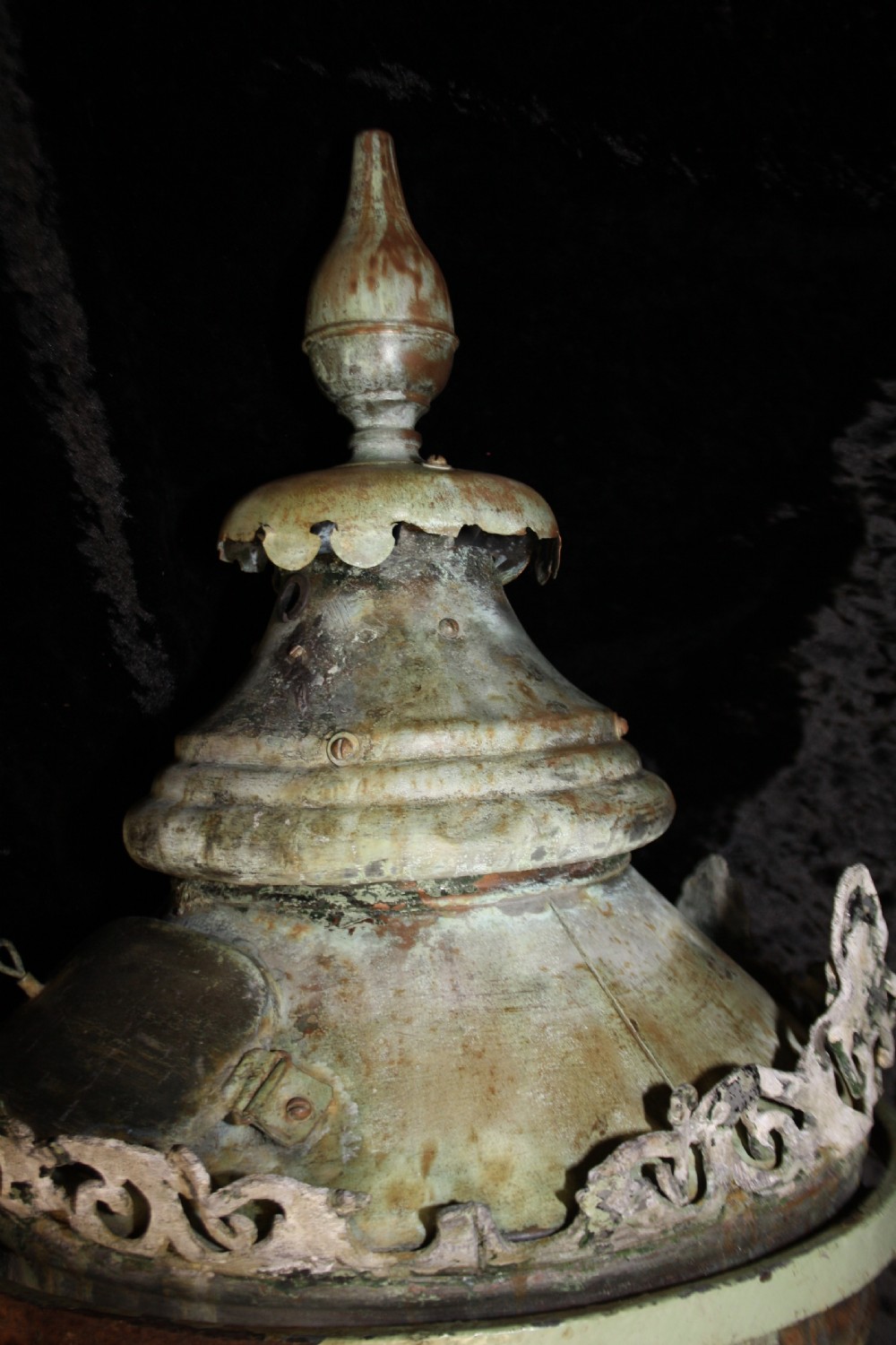 Large Victorian outside light in green View VIII