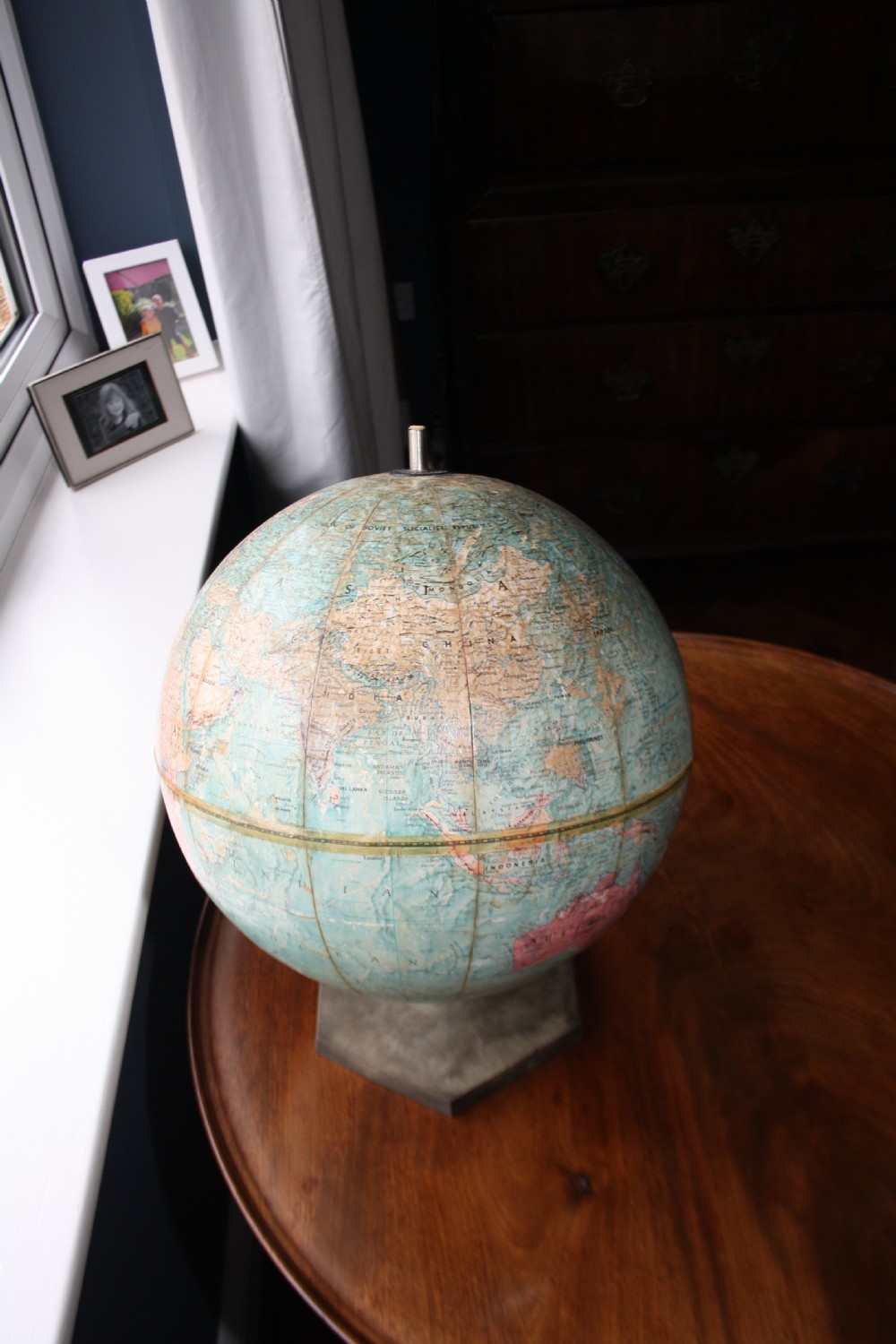 Early 20th century Globe with bakelite base View III