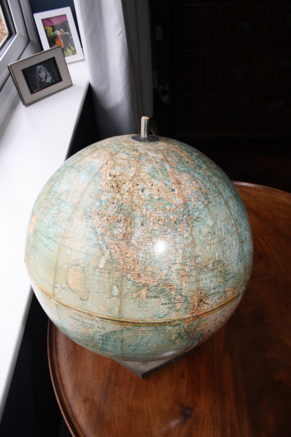Early 20th century Globe with bakelite base View VII